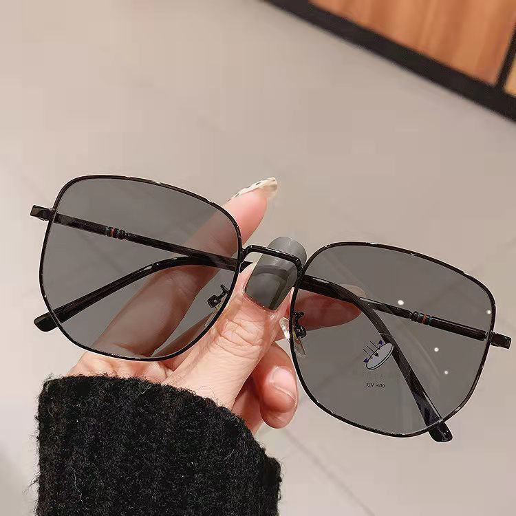 Color Changing Glasses Women's Myopia Can Be Equipped With Degrees