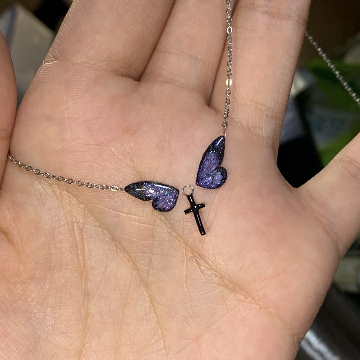 Eternal Night Butterfly Oil Dripping Clavicle Chain Fashion