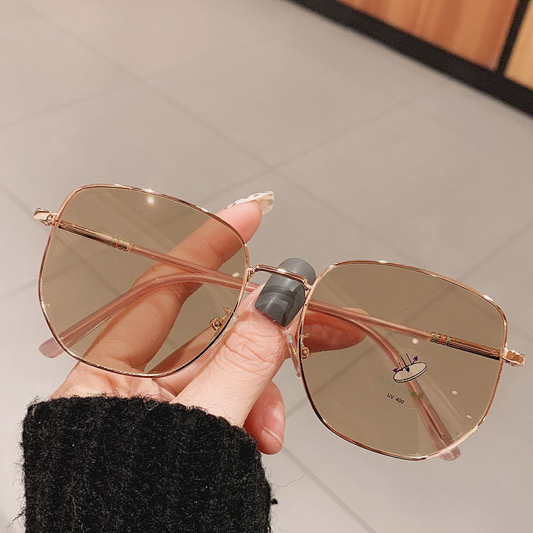 Color Changing Glasses Women's Myopia Can Be Equipped With Degrees