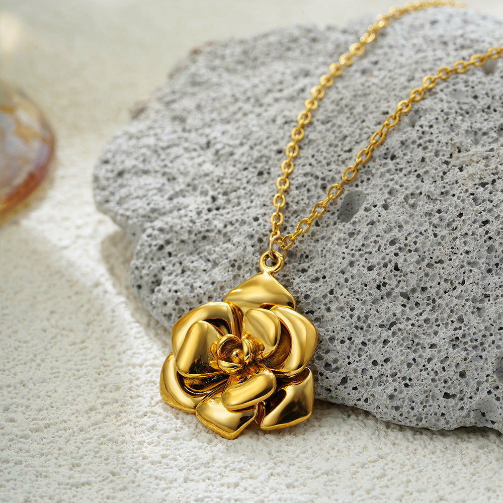 Elegant Necklace Plated 18K Real Gold Rose Flower Light Luxury