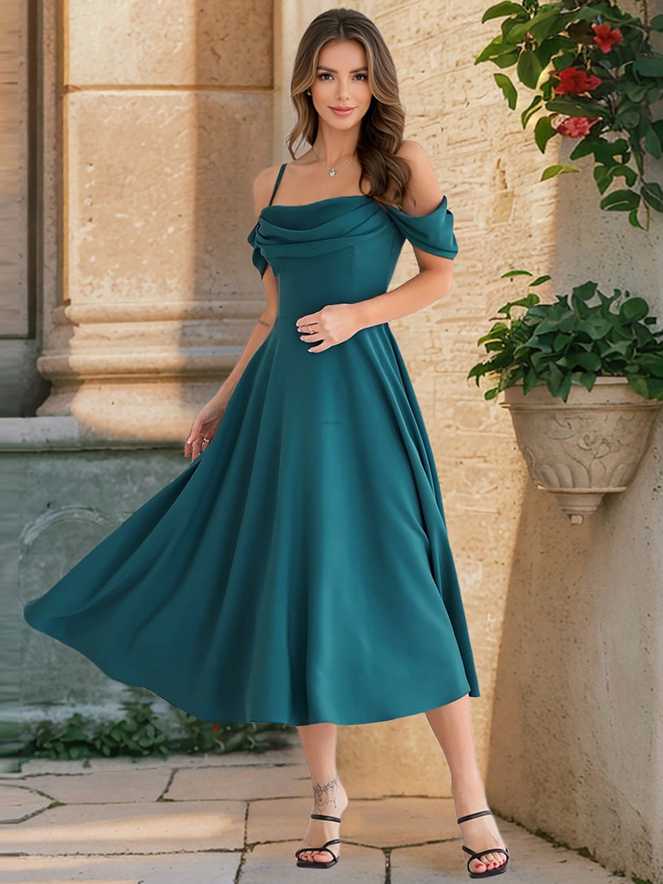 Women's Sexy Pleated Sling Slim Temperament Dress