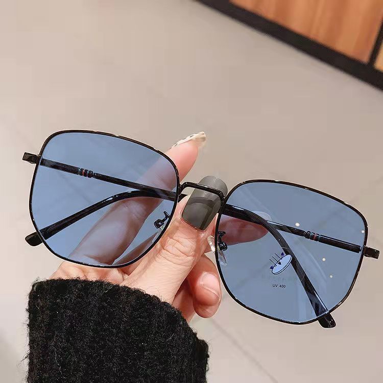 Color Changing Glasses Women's Myopia Can Be Equipped With Degrees